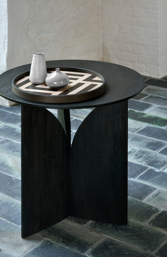 Fin side table