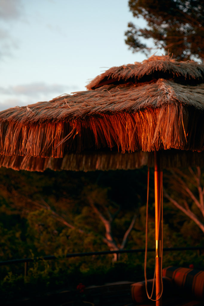 Raffia patio umbrella