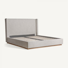 Cargar imagen en el visor de la galería, Bed Frame with slats included