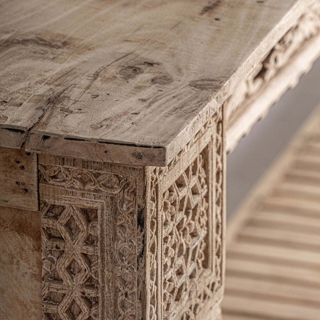 Ethnic console