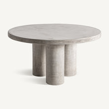 Cargar imagen en el visor de la galería, Concrete dining table