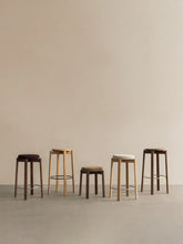 Laden Sie das Bild in den Galerie-Viewer, Passage Counter Stool