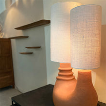 Load image into Gallery viewer, Terra table lamp natural