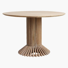 Cargar imagen en el visor de la galería, Teak round table Ø 140 cm