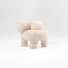 Cargar imagen en el visor de la galería, Baby Low Chair Gropius CS1 Fluffy Edition