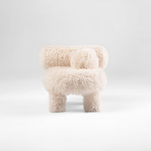 Cargar imagen en el visor de la galería, Baby Low Chair Gropius CS1 Fluffy Edition