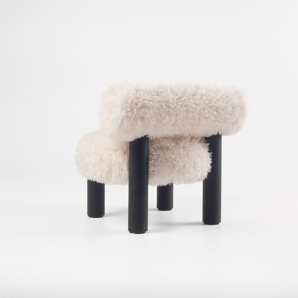 Low Chair Gropius CS2 Fluffy Editio