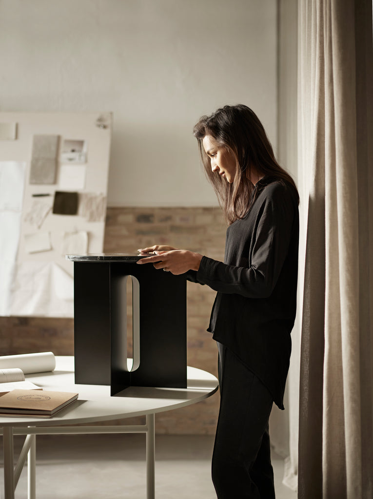 Androgyne Side Table, Ø40