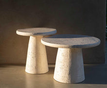 Carica l&#39;immagine nel visualizzatore di Gallery, TRAVERTINE EFFECT TABLE Ø46X48CM