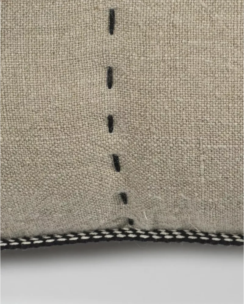 Linen cushion 80 x 35 cm