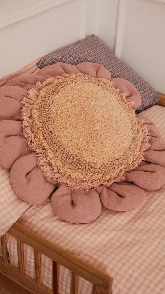 FLOOR CUSHION PINK DAISY