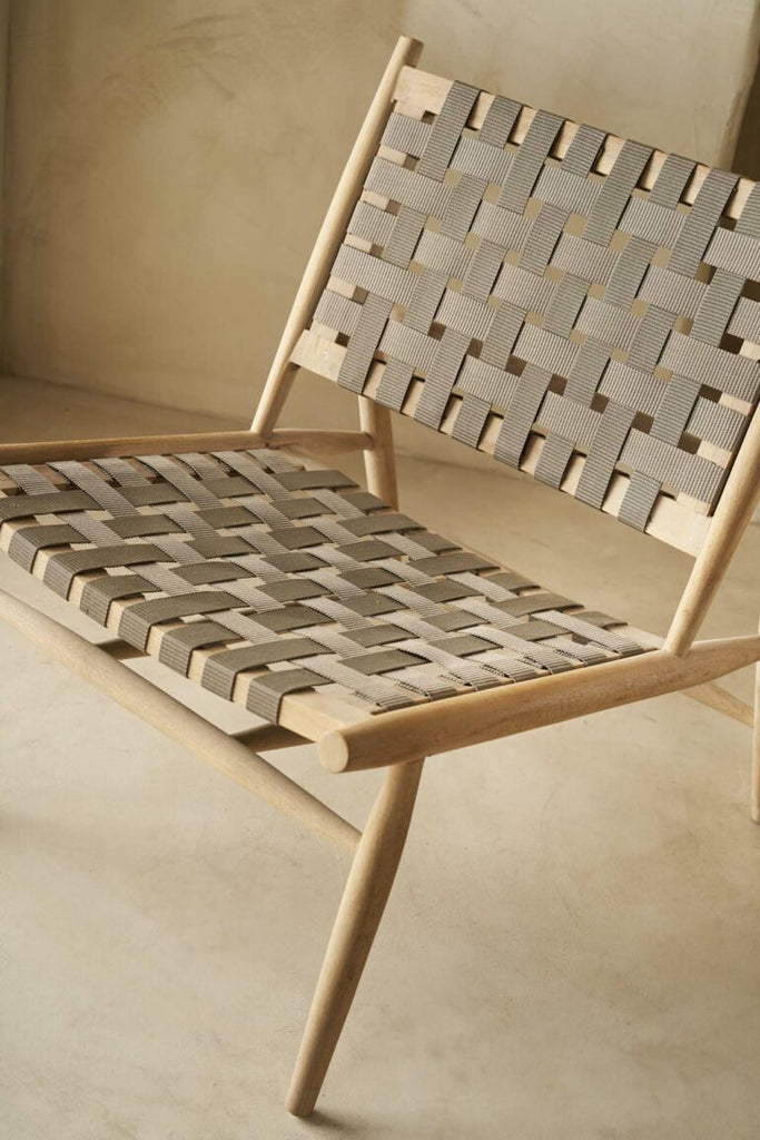 Teak lounge chair