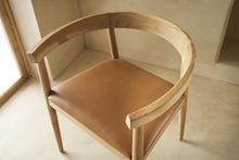 Load image into Gallery viewer, Teak and leather dining chair