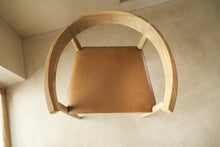 Load image into Gallery viewer, Teak and leather dining chair