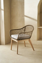 Load image into Gallery viewer, Acacia wood and rope dining chair